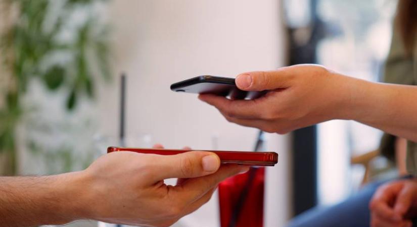 Így utalhatsz pénzt ingyen: meglepően kevesen ismerik ezt a funkciót