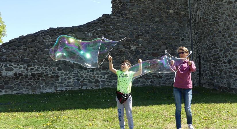 Húsvét a Kisnánai várban 2026