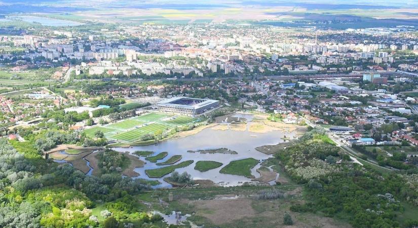 Furcsa éjszakai zajok Székesfehérváron? Ez az oka a hangoskodásnak!