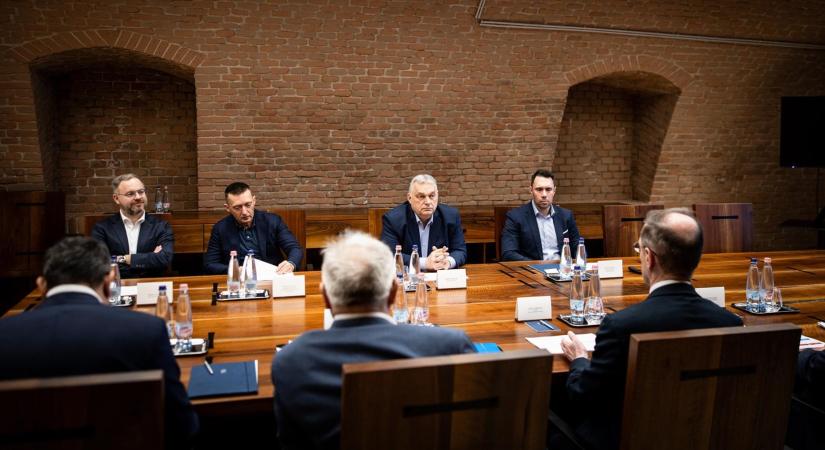 Vidéki Prókátor: A kormány ne „picsogjon”, ne hisztizzen, ne árnyékbokszoljon