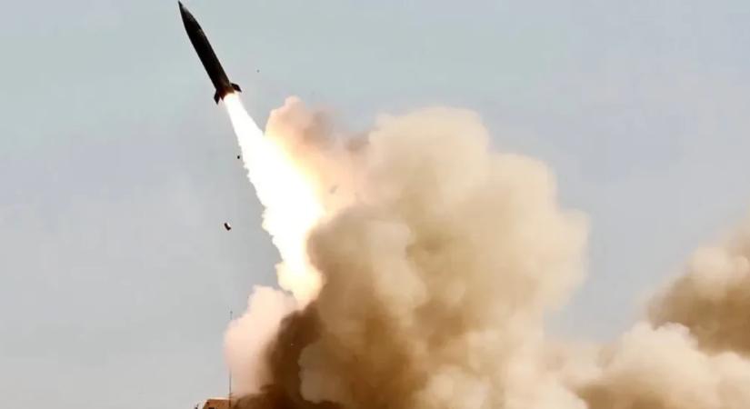 Megvillantotta legújabb rakétáját Amerika az iráni háborúban