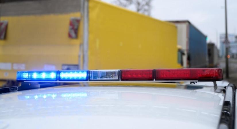 Súlyos sérüléssel járó baleset Debrecen közelében, szemtanúkat keres a rendőrség