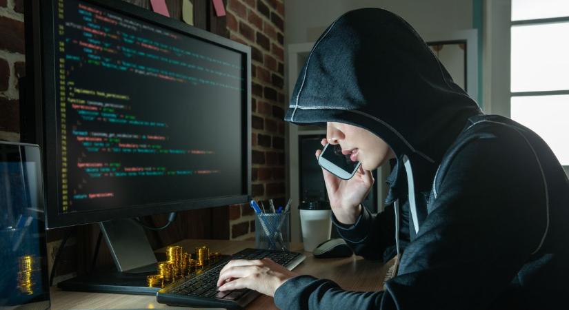 Banki ügyintézőnek adták ki magukat, több mint 10 millió forint lett a kár