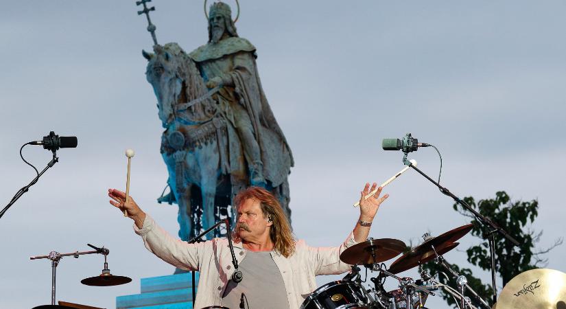 Út Budapestre – Világhírű csapatnak írt klubhimnuszt Leslie Mandoki