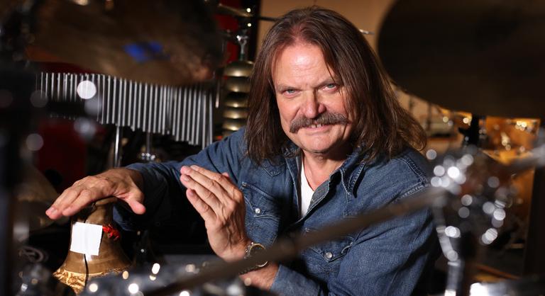 Leslie Mandoki jelentős sporttörténeti zenei projekt élére állt