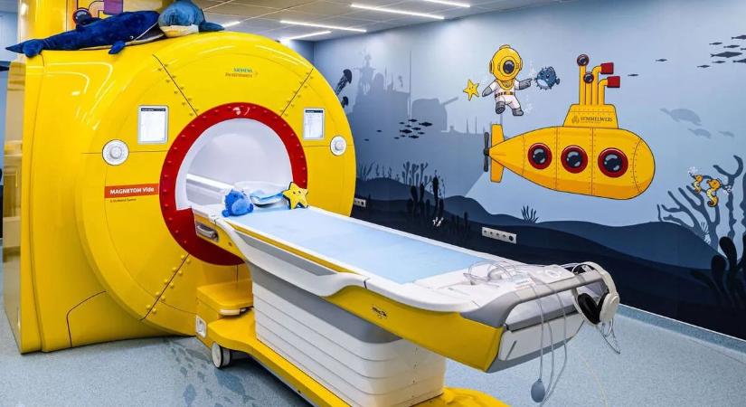 Megújult, tengeralattjárós MR-vizsgálót kapott a Semmelweis Egyetem