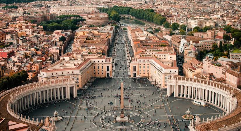 Bombariadó miatt lezárták Róma belvárosát