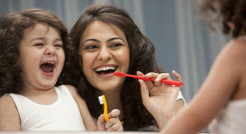 A fogorvosok jól ismerik ezt a trükköt: ezért várj a fogmosással evés után