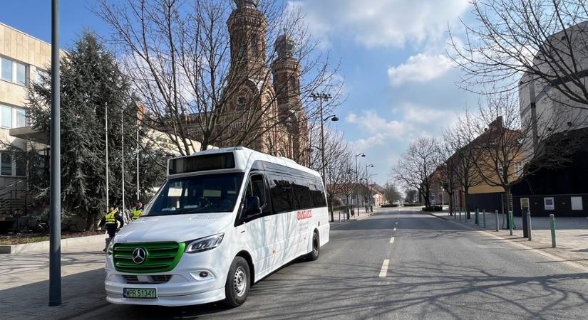 Ma begurult Szombathely első elektromos meghajtású busza