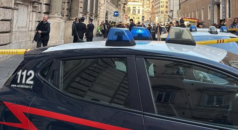 Rendkívüli: bombariadó miatt lezárták Róma belvárosát – fotó