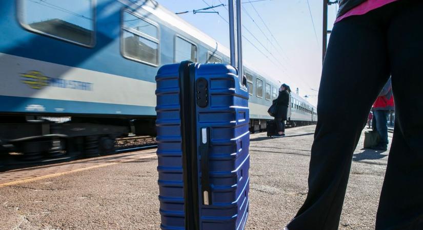 Koncertélmény a peronon: lakossági kérésre csökkentenék a vasúti bemondó hangerejét Soltvadkerten