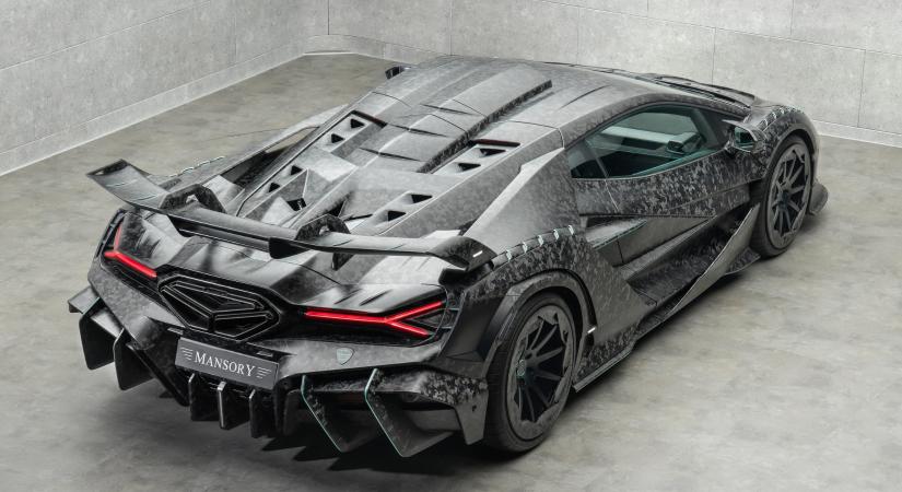 A szobrászok könnye is kicsordul, olyan tuningautó született