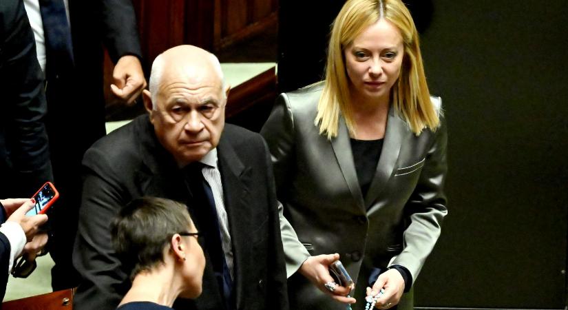 Régi sebeket tép fel a közelgő népszavazás Olaszország jövőjéről