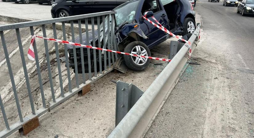 A Beregszászi járás rendőrsége őrizetbe vett egy ittas sofőrt, aki súlyos következményekkel járó balesetet okozott