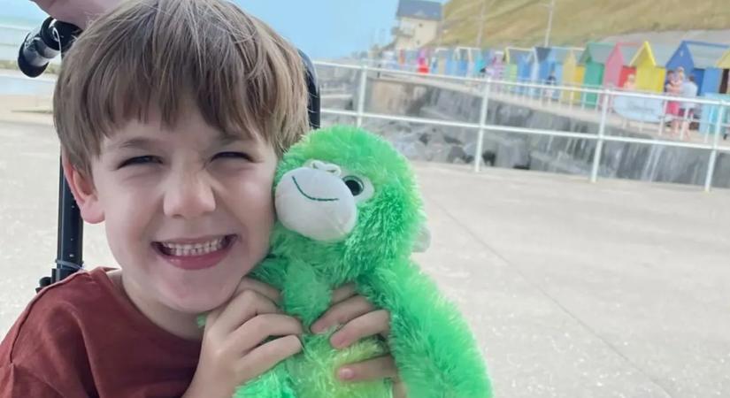 Sokkoló diagnózis: a tinédzsertkort sem fogja megérni a tízéves kisfiú