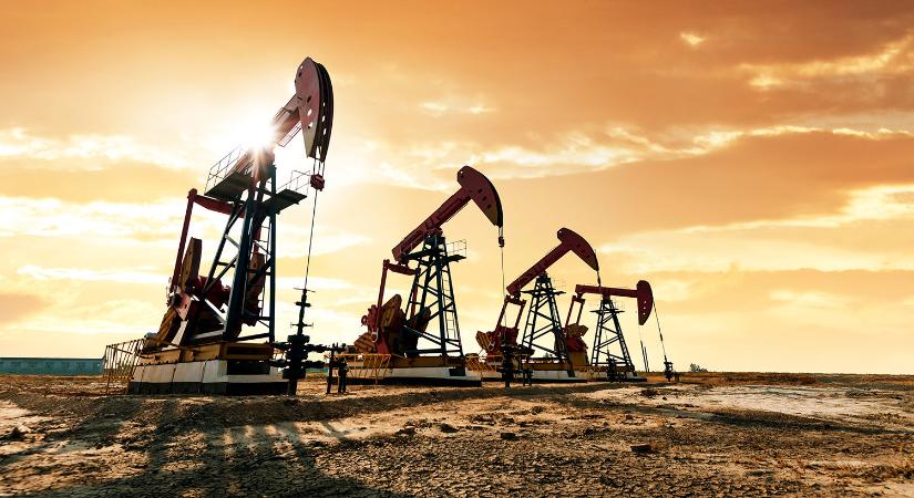 Nyugtatja a világot Donald Trump: ha vége a háborúnak, mélyrepülés jön az olajárakban