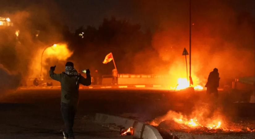 Meghekkelt imanaptár, elszabadult iráni tinihekkerek – a kibertérben is felpörgött a közel-keleti háború