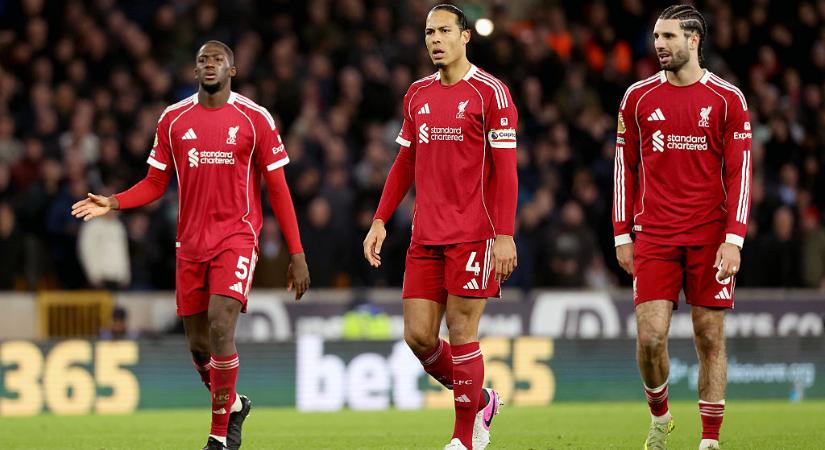 PL: a sereghajtó otthonában szenvedett vereséget a Liverpool! – videóval