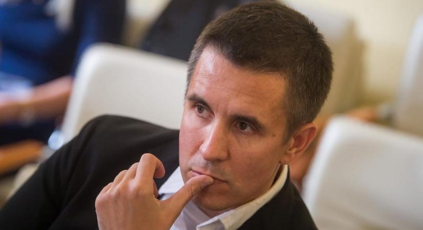 A jelölt, aki 150 millió forintnál is többet ér a Demokratikus Koalíciónak