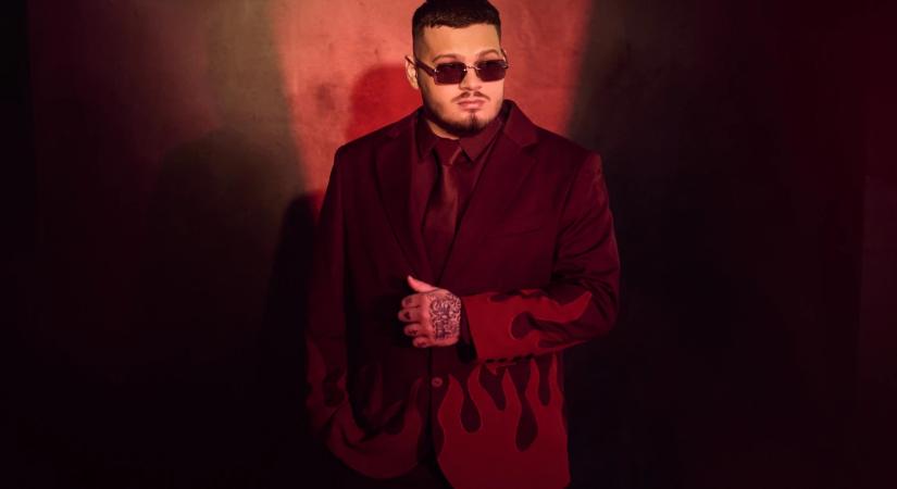 A Forbes címlapján Desh, az ország slágergyárosa: Már nem stresszelek, hogy vissza kell mennem a kukásautóra