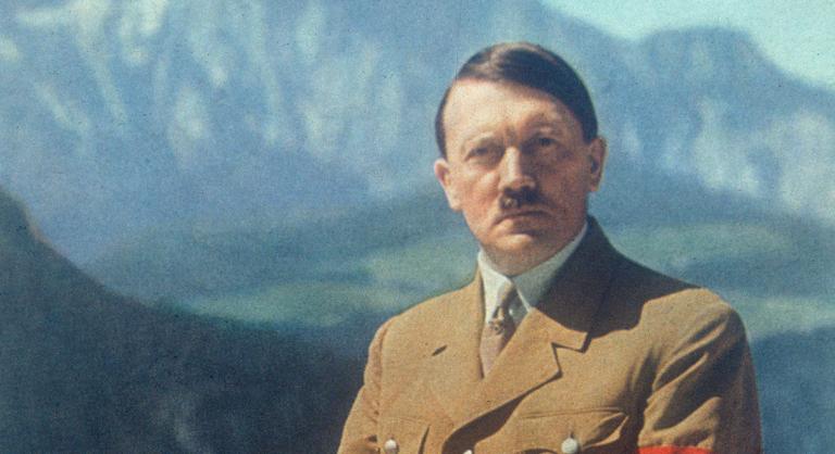 Ez történt Adolf Hitler holttestével a Führer öngyilkossága után