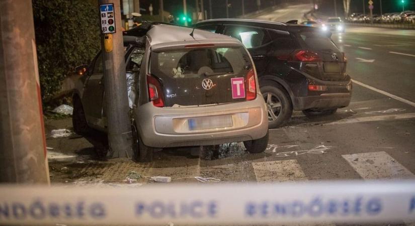 Már két éve történt: hárman haltak meg a borzalmas debreceni balesetben a Faraktár utcán – fotókkal, videókkal