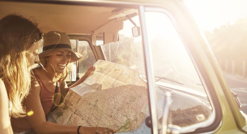 A térkép fölött ülve könnyebb elhinni, hogy lesz majd másképp