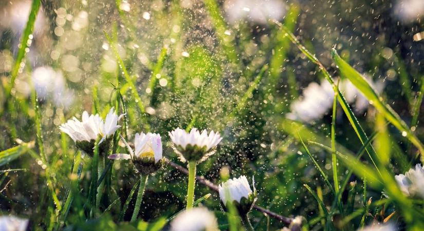 Meglepetés az időjárásban: hol napsütés, hol zápor várható szerdán