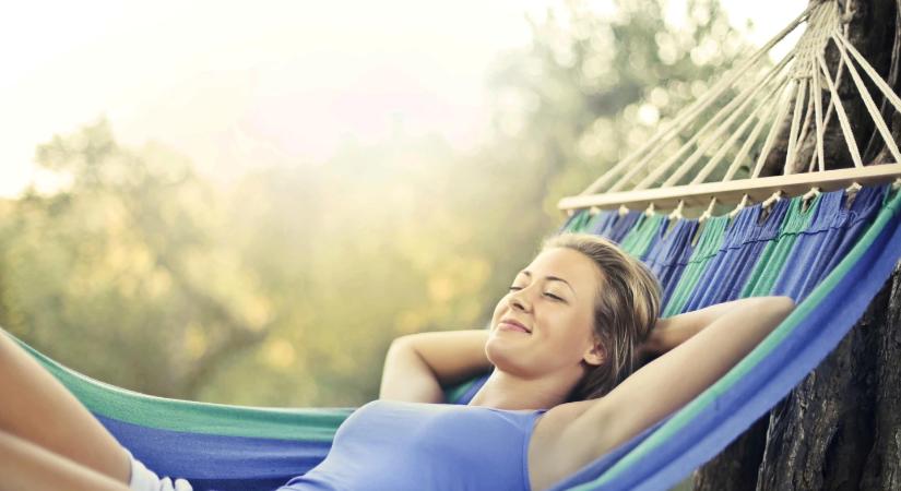 Nem a nyaralás segít igazán: 4 dolog, amitől tényleg kipihened magad