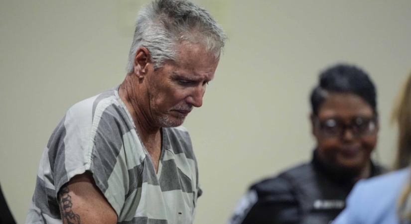 Bűnösnek találták a férfit, aki először adott fegyvert a winderi iskolai mészárlást végrehajtó kamasz fia kezébe