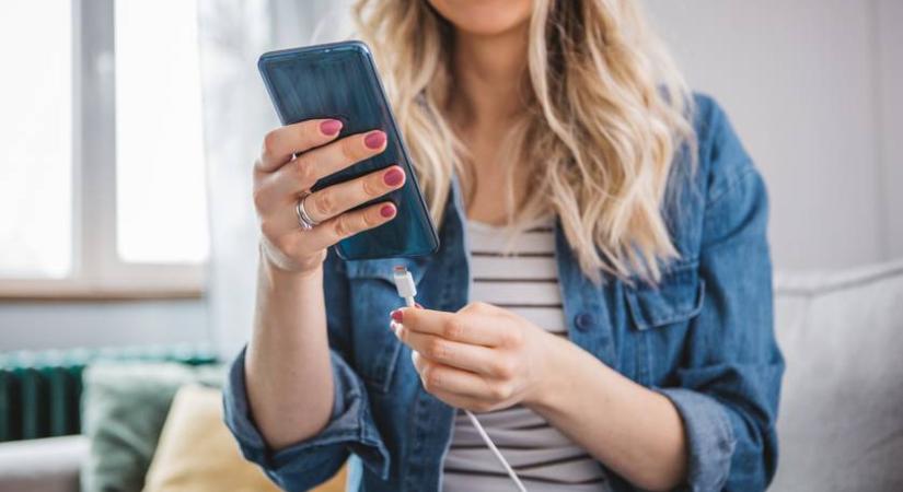 Így töltheted fel gyorsabban a mobilod: 5 bevált tipp
