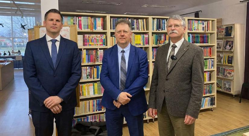 Kövér László Nagyvenyimen a választás tétjéről és a háborús fenyegetésről beszélt