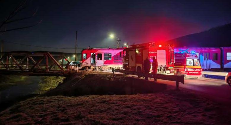 Személyautót sodort el egy vonat