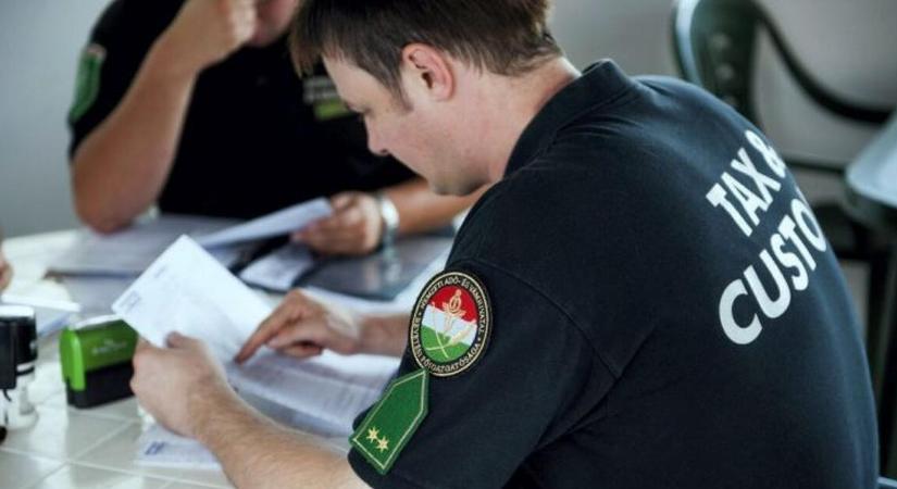 A szolgáltatásokban nőtt a kiviteli többlet