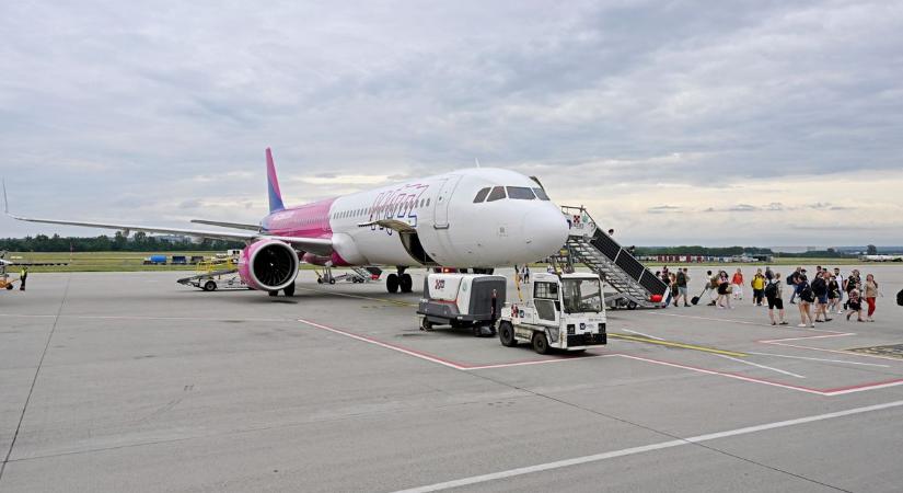 Elindult az első mentesítő járat Jordániába (videó)