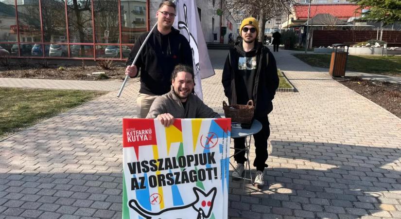 A Kutyapárt pártigazgatója szerint jobban gyűlnek az aláírásaik, mint 2022-ben