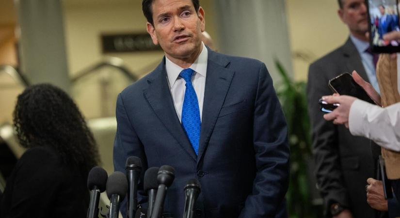 Eddig kilencezer amerikait menekítettek ki a Közel-Keletről, 1500-an még segítségre várnak