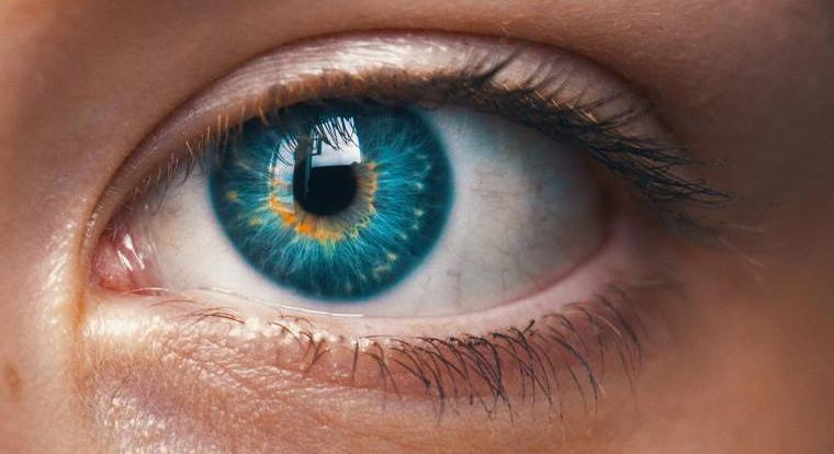 Ez az implantátum segíthet a vakság egyik leggyakoribb kiváltó okának enyhítésében