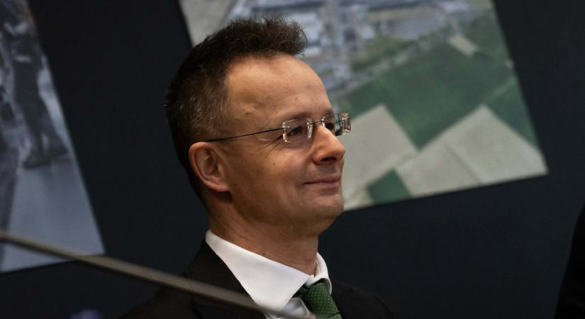 Szijjártó bejelentette: Jordániában rekedt magyarokért küldtek mentesítő járatot