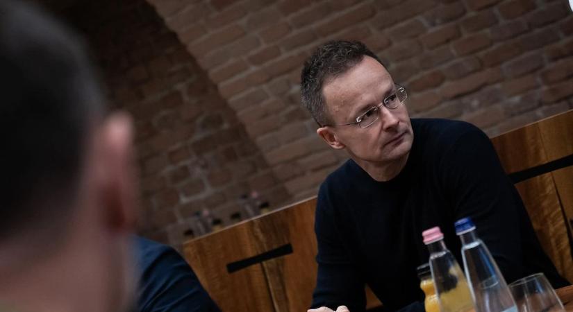 Szijjártó Péter nagyszabású mentőakciót jelentett be: fellélegezhetnek a Közel-Keleten rekedt magyarok (VIDEÓ)