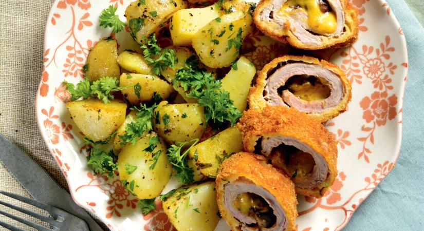 Pirított gombával, cheddarral töltött sertésszűz rántva