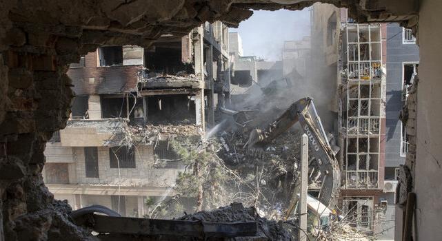 IRÁNI HÁBORÚ – Elképesztő forgatókönyvek, drágul az üzemanyag