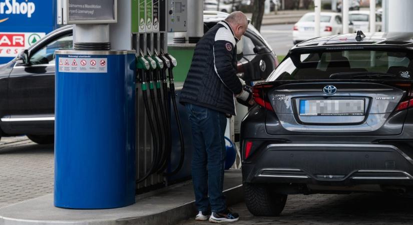 Nincs megállás: tovább drágul a benzin csütörtökön