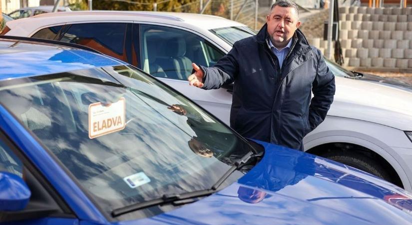 Döntöttek: új kötelező felszerelés jön az autókba hamarosan