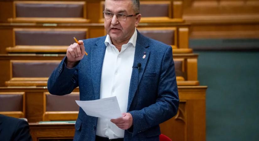 A kormány sikerként mutatja be a munkaerőpiaci folyamatokat, pedig az adatok borúsak