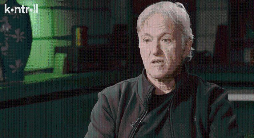 Herendi Gábor: “A politika, mint mindenre, erre is rátette a kezét“