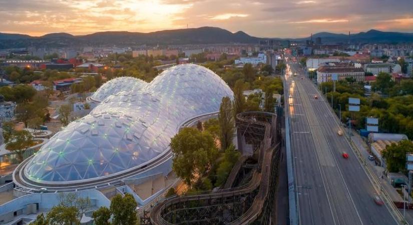 Biodóm: több száz milliós ráncfelvarrással készülnek a nyári nyitásra
