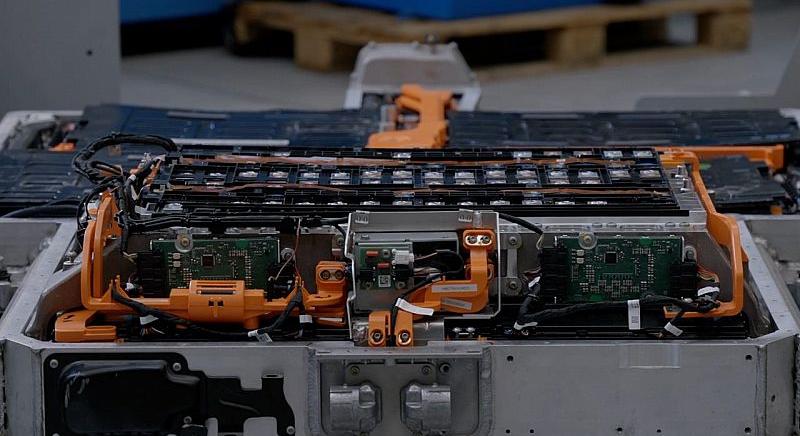 Jelentősen olcsóbbak lehetnek az európai akkumulátorok