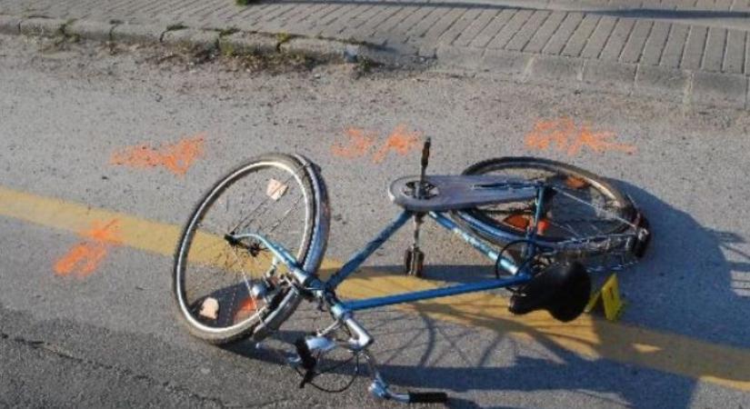 Biciklist gázolt a villamos Debrecenben