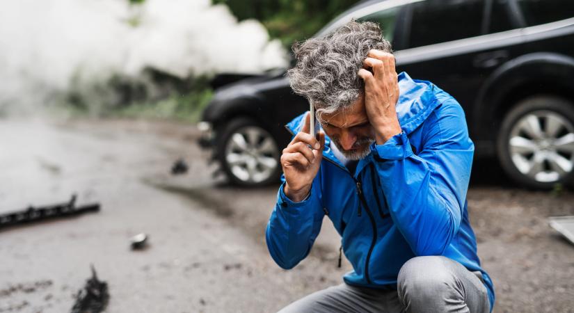 Amikor az aszfalt megadja magát - mit lehet tenni a kátyúkárok esetén?